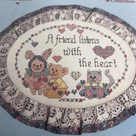 Stitchables NEW VTG Counted Cross Stitch Kit-A Friend Listens-Ruffled Oval - Picture 5 of 7